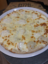 Photo n°7 de PIZZAS.CAVE ET PIZZA MARCILLAC VALLON à Marcillac-Vallon (Cave à vins)