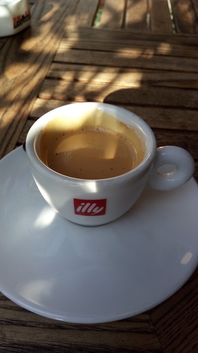 Photos of Caf&eacute;teria Milou