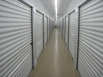 BinTris Moving and Self Storage