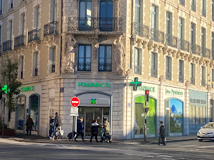 Photo n°2 de Pharmacie des Pyrénées à Pau (Magasin)