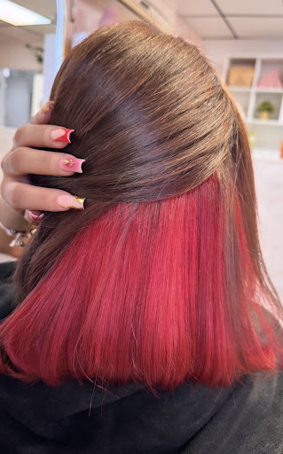 Lily Art - Salon & Boutique