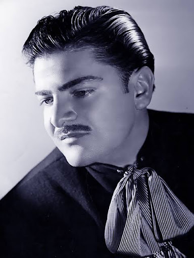 MARIACHI REAL SAN LUIS