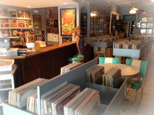 Top Five Records - Visual