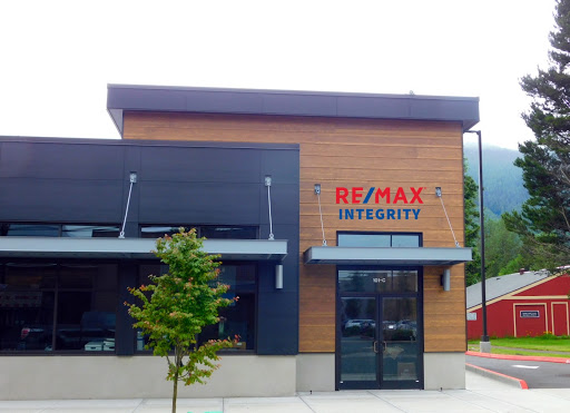RE/MAX Integrity North Bend
