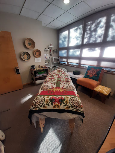 Inner Light Salon and Crystal Healing - Thumbnail
