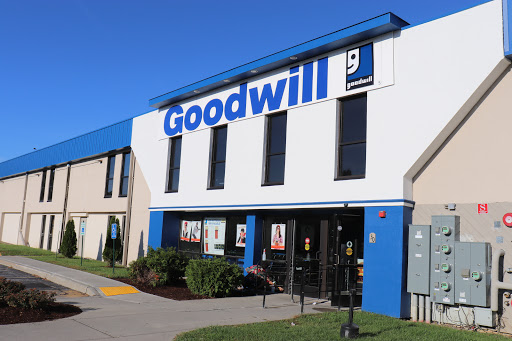 Goodwill Store: Williston - Thumbnail