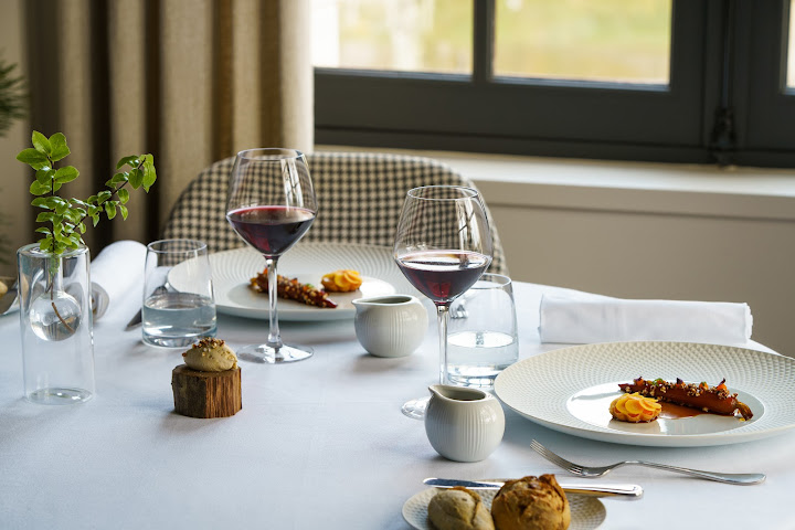 Restaurant Le Grand Saint-Michel - Relais de Chambord by null