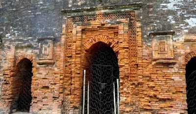 Photos of Chunakhola Masjid