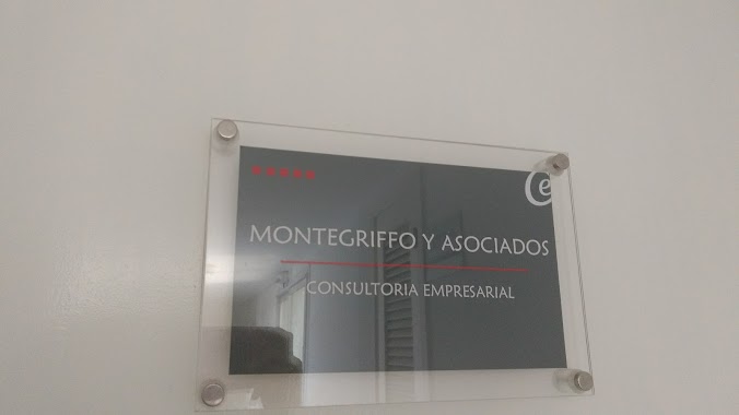 Montegriffo y Asociados, Author: Victoria Perez Mola