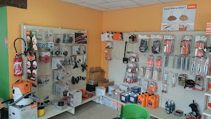 Photo n°11 de MONTIES & FILS à Fleurance (Magasin de matériel de motoculture)