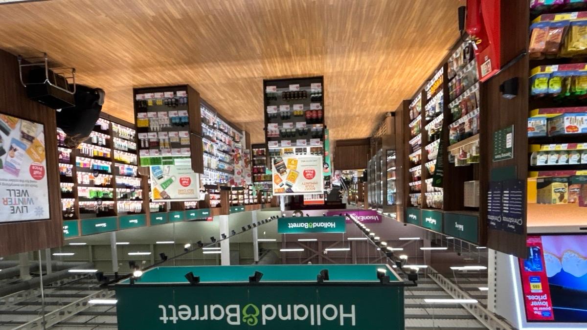 Holland & Barrett - Hull St Stephens Tesco