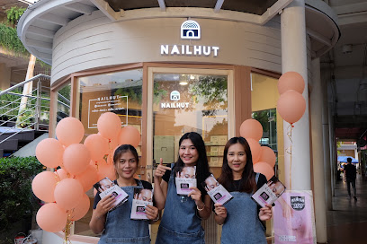 Nail Hut