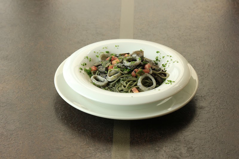 ビストロ ヴァンヌーヴォ