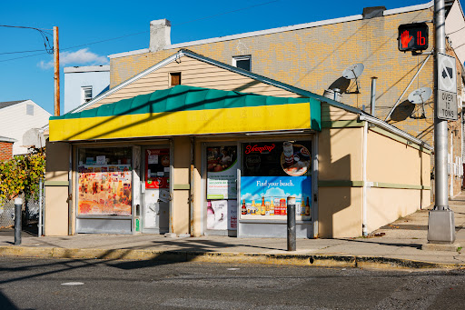 Maritza & Jennifer Deli & Grocery Gallery - United States