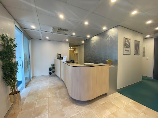 Diamond Smile Studio - Dr Jeanette Lamb (Dentist)