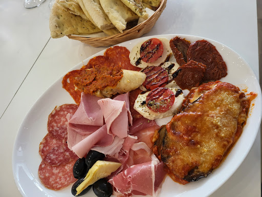 Ristorante & Gelateria PAZZA - Thumbnail