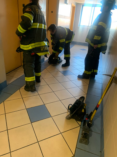 FDNY Engine 70, Ladder 53 - Thumbnail