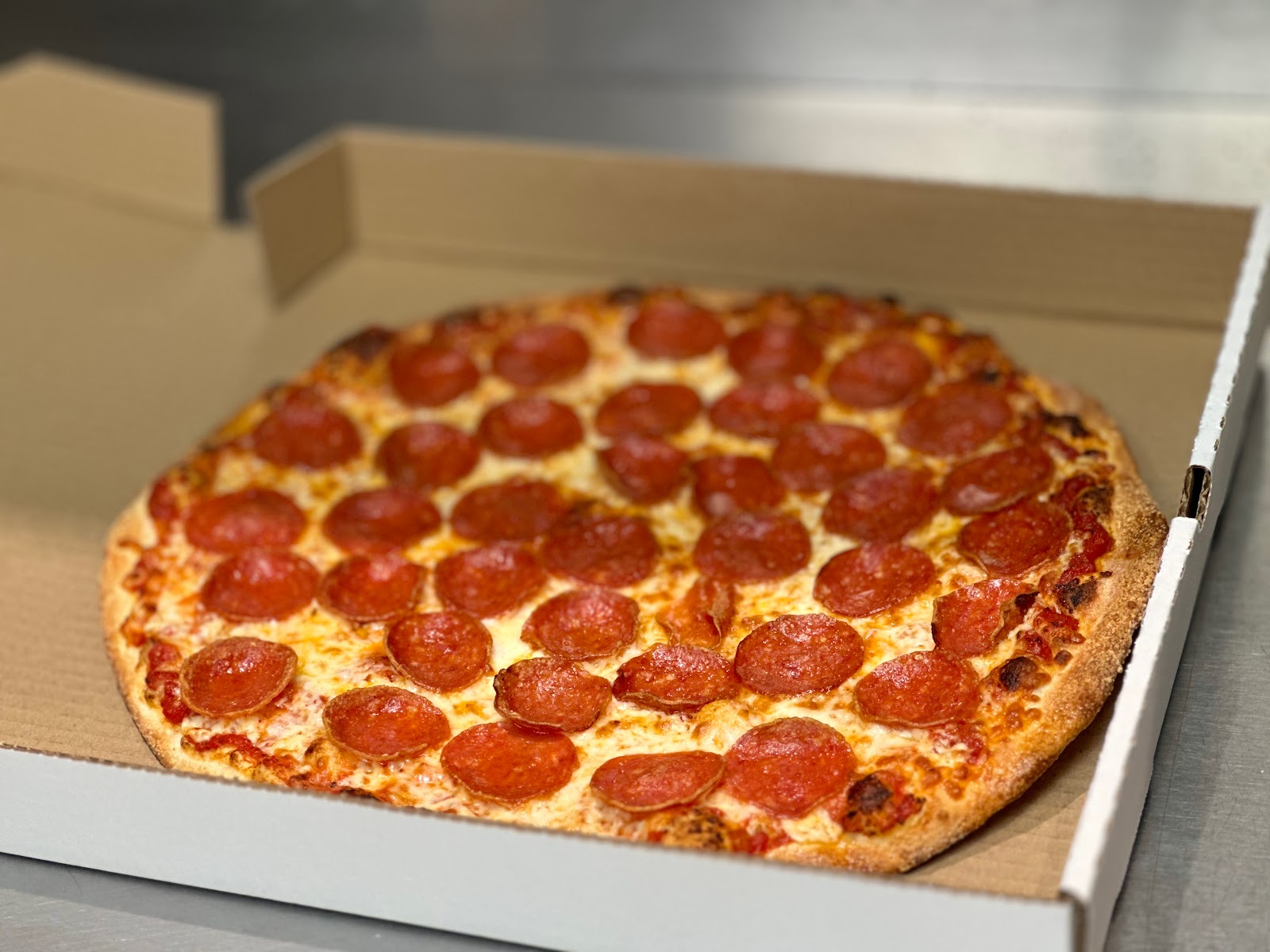 Plateau Pizza — photo 7