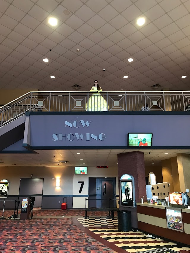 Regal Cinemas Moline 14