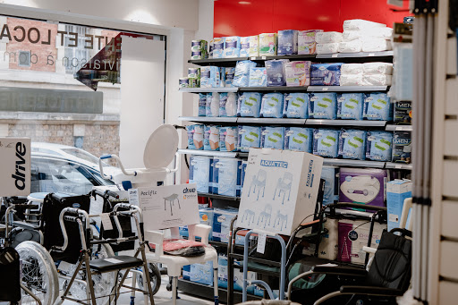 SELARL PHARMACIE RASPAIL