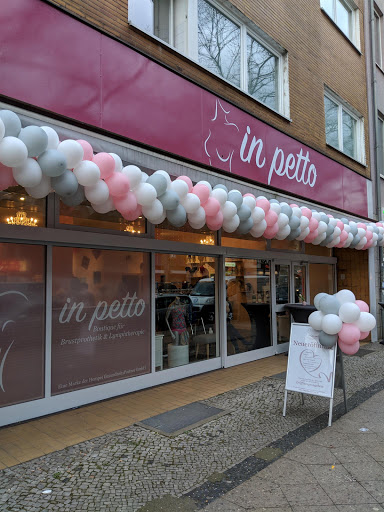 in petto by Hempel Logo