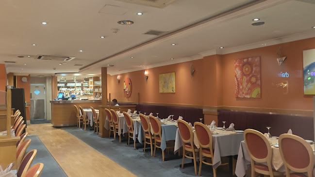 Reviews of Ealing Balti House in London - Restaurant