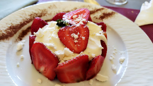 Photo de Restaurant La Mangeoire à Auvers-Saint-Georges (91580)