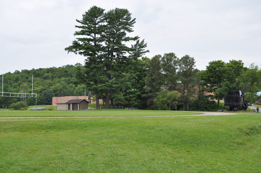 Haliburton Highlands Secondary School