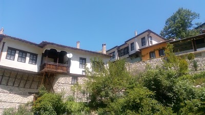 Photos of Kordopulova house