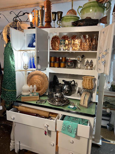 Golightly's Antiques - Thumbnail