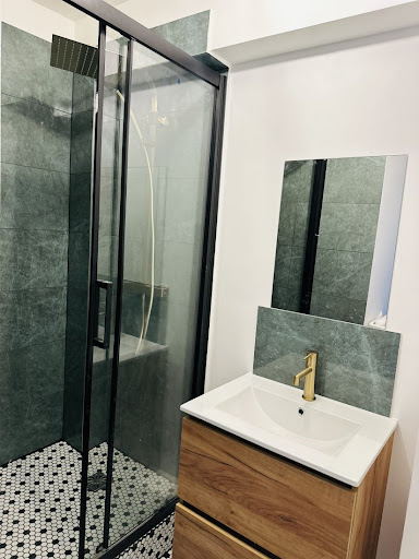 Photo de Experts de Maison - Plombier-Cuisiniste | Certifié QUALIBAT & Chauffage+ 2025 à Ablon-sur-Seine (94480)