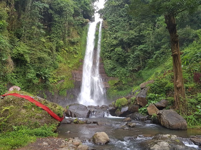 Gitgit Waterfall