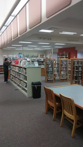 Dr BL Perry Jr Branch Library - LeRoy Collins Leon County Public Library - Thumbnail