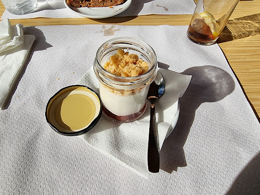 Trashi Café - Visual