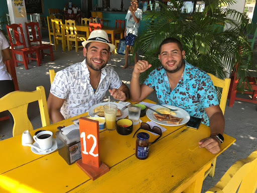 Nico's beach club