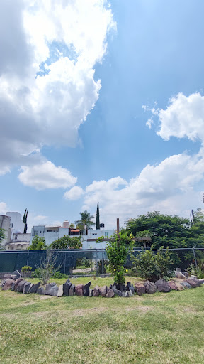 Cruz del Huerto de los Olivos Garden - Thumbnail