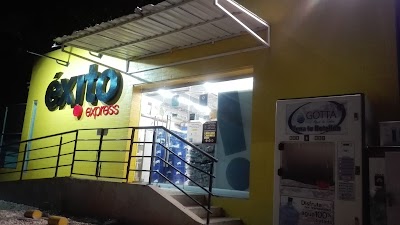 Photos of Exito Express Cove&ntilde;as