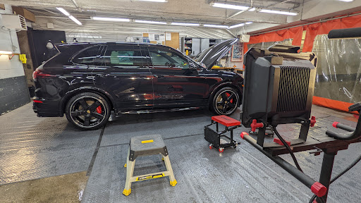 Cato's Auto Salon - Thumbnail