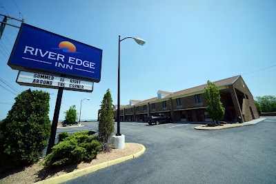 RIVER EDGE INN