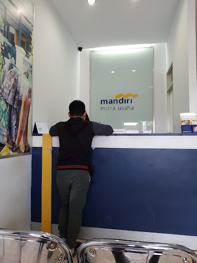 photo of KCP Bank Mandiri Jalan Baru