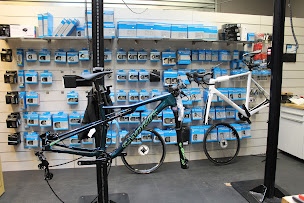 Photo n°14 de Summum Bike à Voisins-le-Bretonneux (Magasin de réparation de vélos)