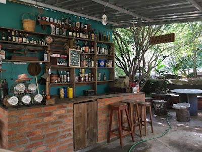 bar