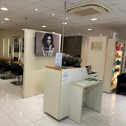 Photo n°3 de Jean Louis David - Coiffeur Brie-Comte-Robert à Brie-Comte-Robert (Magasin de cosmétiques)