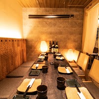 極上もつ料理と鮮馬刺し いちご屋