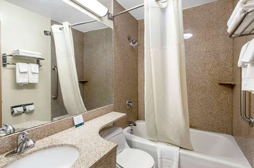 Quality Inn Waynesboro - Skyline Drive - Thumbnail