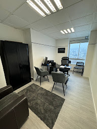 Photo n°17 de NEW CAR SERVICE à Rueil-Malmaison (Concessionnaire automobile)