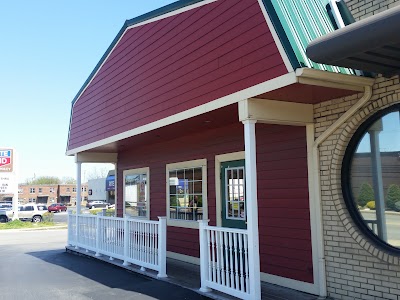 Photos of Tudor's Biscuit World