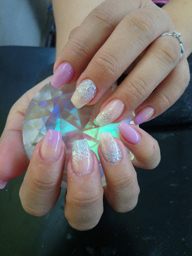 D'yes Salón - Thumbnail