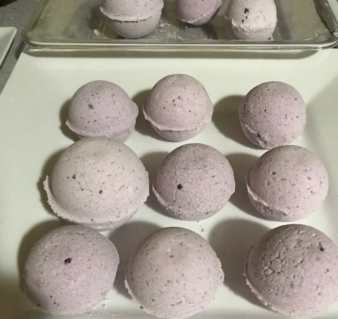 Paradise Home Spa Soaps, Bath Bombs & Candles - Thumbnail