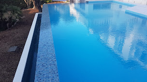 Photo n°7 de Piscines Ibiza Antibes à Antibes (Service de réparation de piscines)